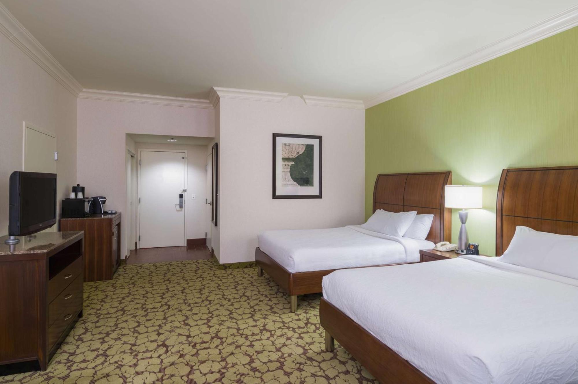 Hilton Garden Inn Edison/Raritan Center Zewnętrze zdjęcie