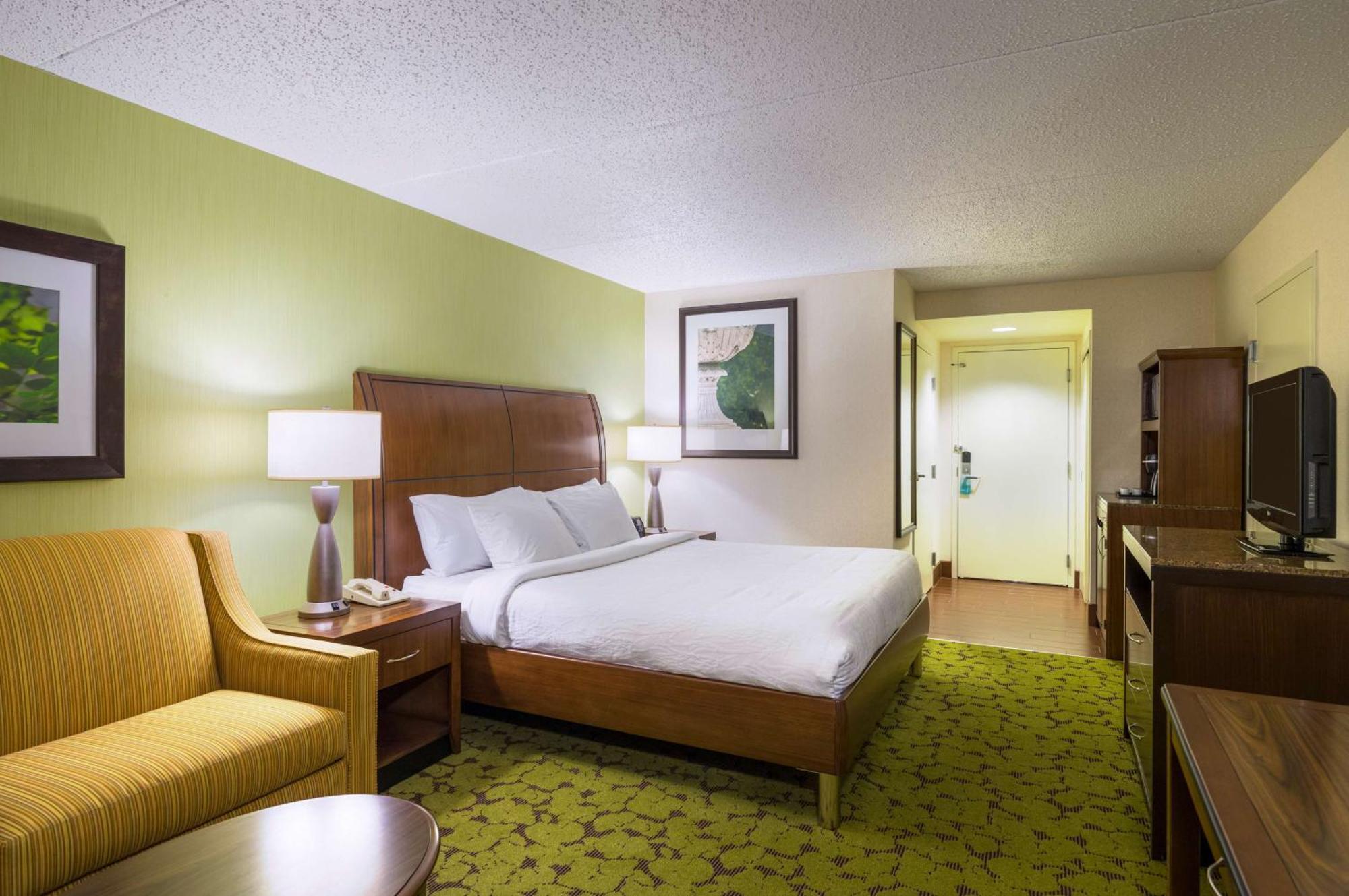 Hilton Garden Inn Edison/Raritan Center Zewnętrze zdjęcie