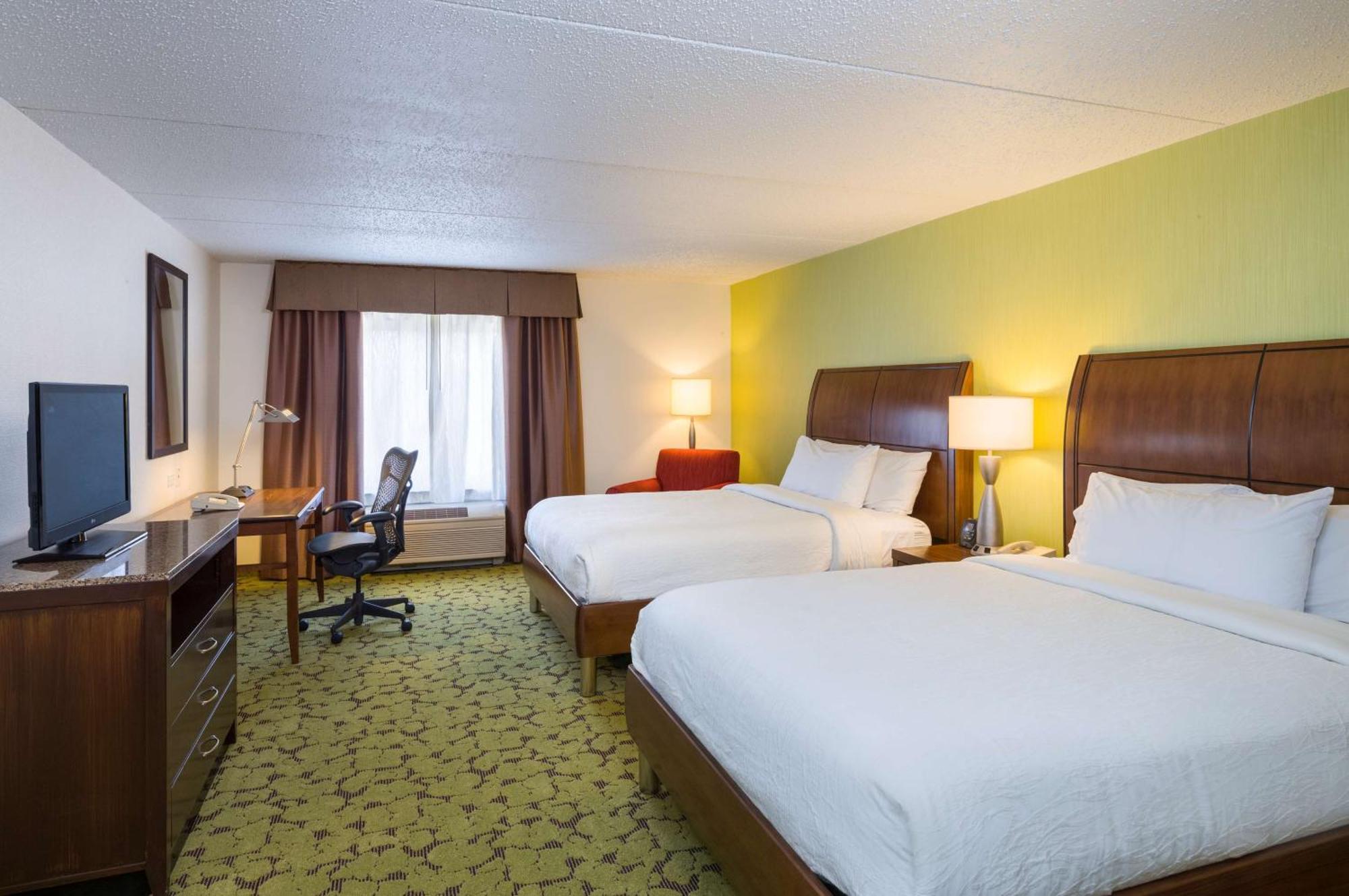 Hilton Garden Inn Edison/Raritan Center Zewnętrze zdjęcie