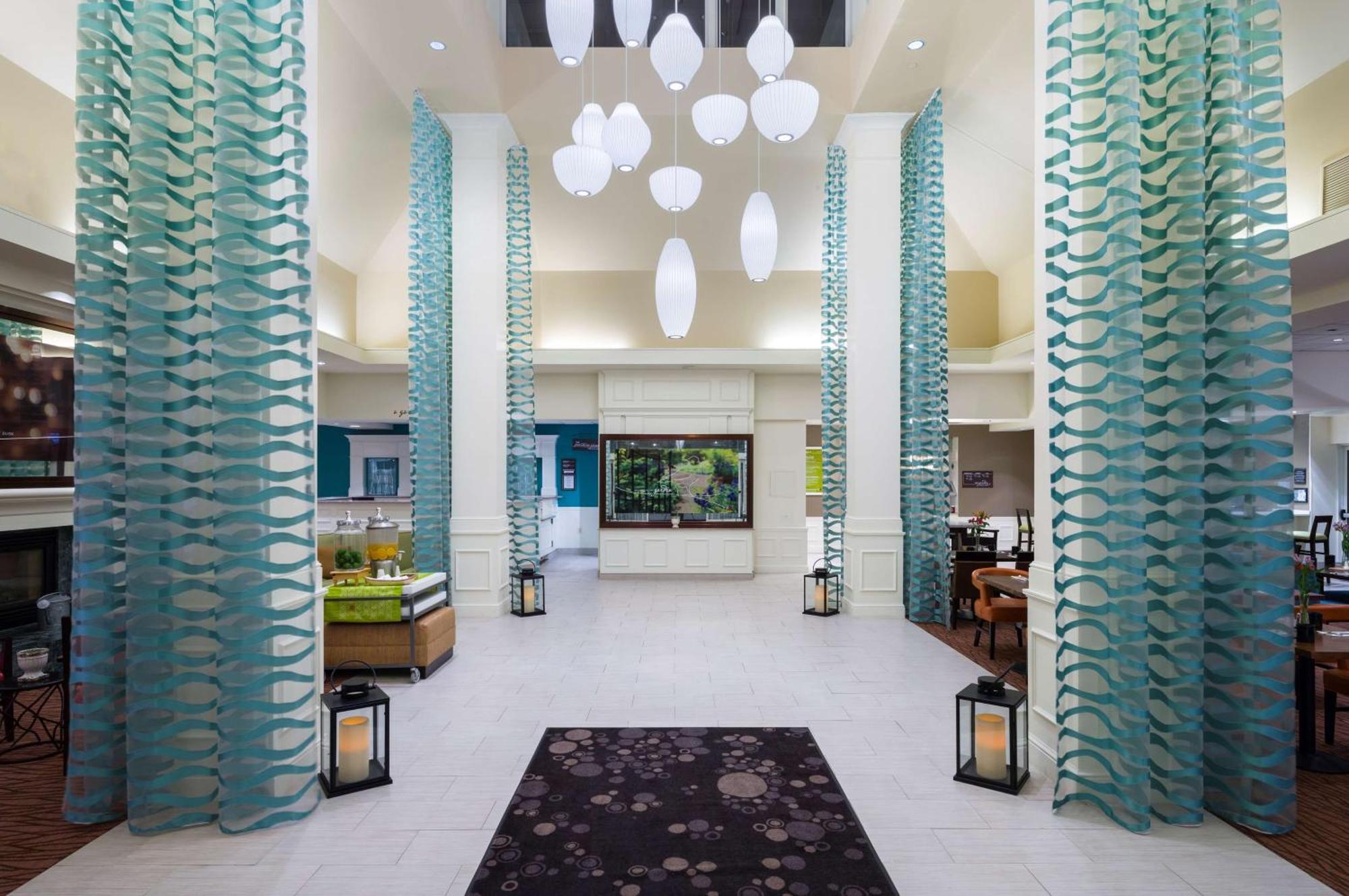 Hilton Garden Inn Edison/Raritan Center Zewnętrze zdjęcie