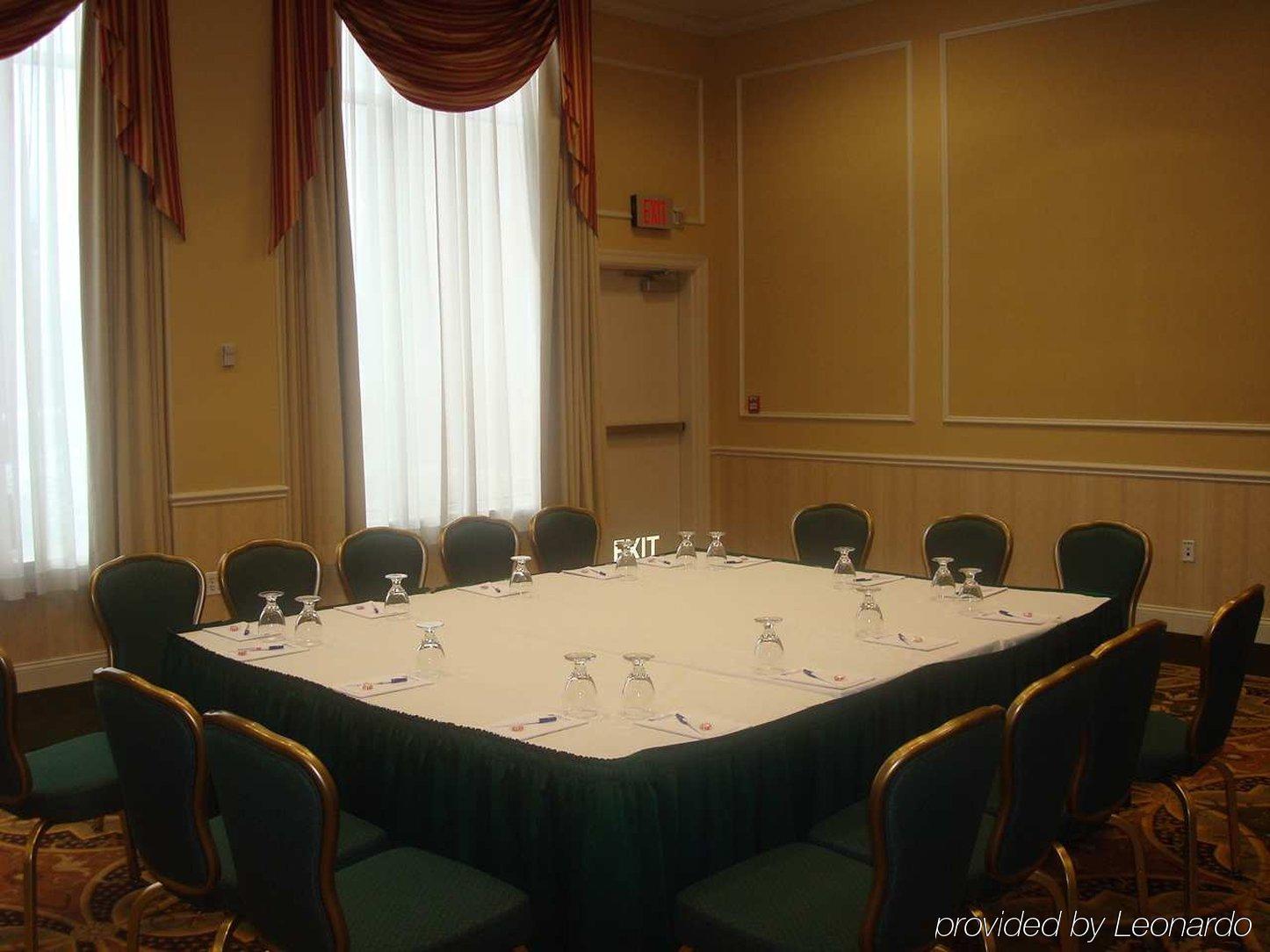 Hilton Garden Inn Edison/Raritan Center Udogodnienia zdjęcie
